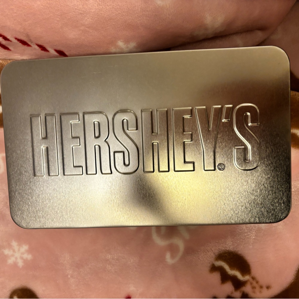 Hershey’s Metal Tin